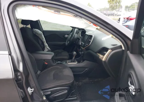 2015 Jeep Cherokee Latitude z USA, uszkodzony, nr VIN 1C4PJLCB8FW516784